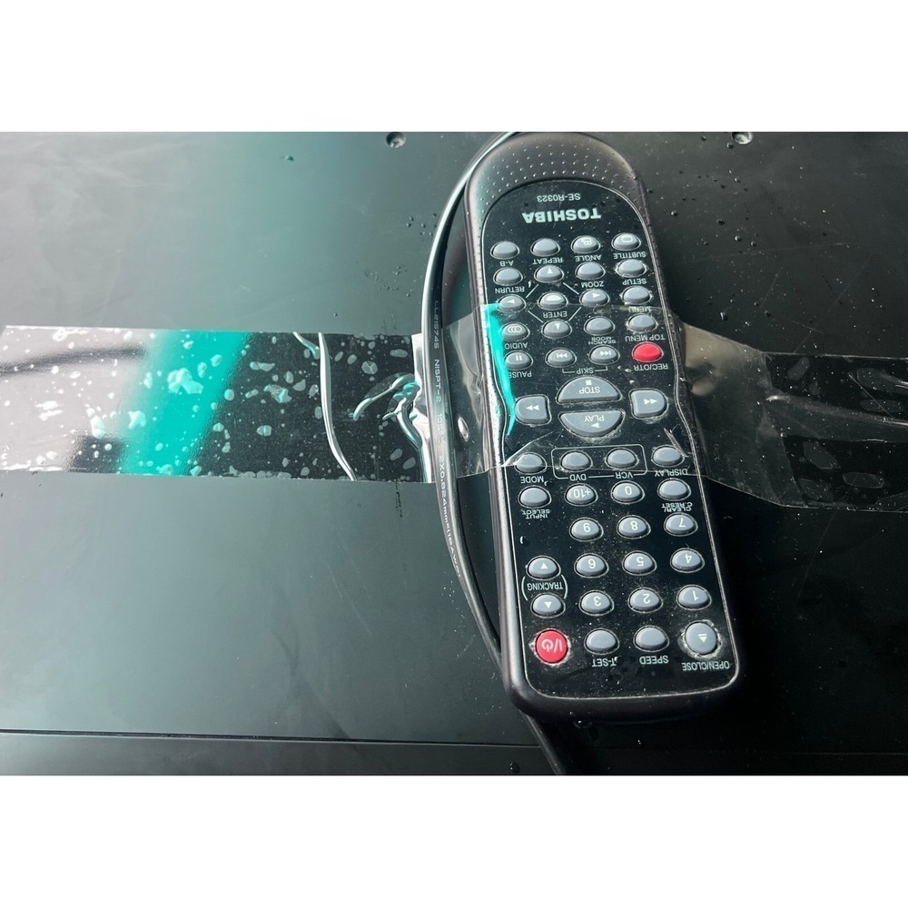 Vintage Toshiba SD-V296-K-TU Progressive Scan DVD VCRCombinationRemote tested - Picture 3 of 6